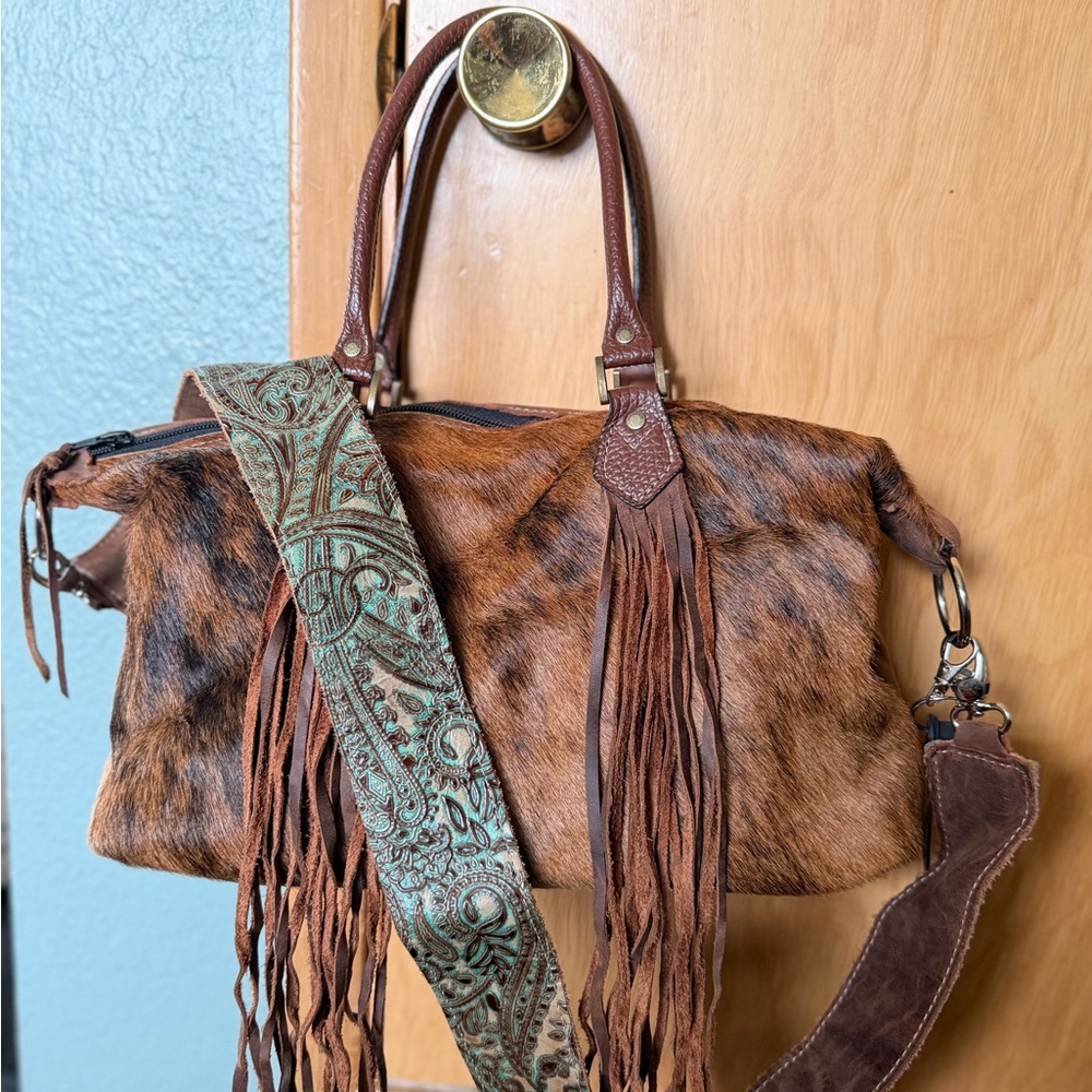 Holy Cow Couture Designer Crossover Hybrid w/cc pocket.